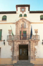 Portada del Ayuntamiento de Alcaudete